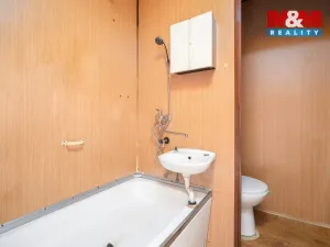 Prodej bytu 1+1, Krupka - Maršov, Karla Čapka, 35 m2