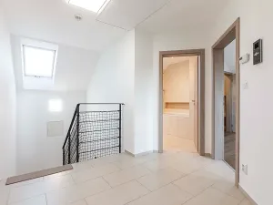 Pronájem rodinného domu, Nymburk, Vagónka, 166 m2