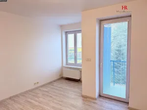Pronájem bytu 2+kk, Benešov, Dukelská, 51 m2