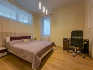 Prodej bytu 2+kk, Praha - Hloubětín, Krylovecká, 55 m2