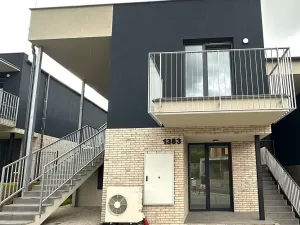 Pronájem bytu 1+1, Zlín, Pod Hradem II, 27 m2