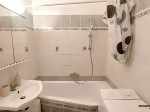 Prodej bytu 1+kk, Praha - Letňany, Místecká, 25 m2