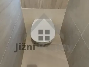 Prodej bytu 3+1, Mladá Vožice, Husovo náměstí, 80 m2