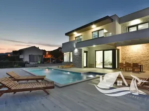 Prodej vily, Split, Chorvatsko, 195 m2