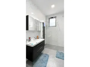 Prodej vily, Kumbor, Černá Hora, 320 m2