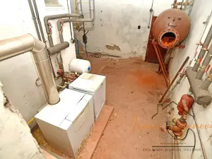 Prodej komerční nemovitosti, Lštění, Míru, 1933 m2