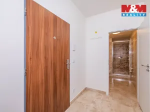 Pronájem bytu 1+kk, Praha, Fabiánové, 34 m2