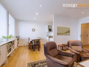 Pronájem bytu 4+kk, Praha - Ruzyně, Dědinská, 90 m2