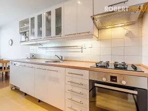 Pronájem bytu 4+kk, Praha - Ruzyně, Dědinská, 90 m2