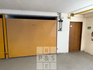 Prodej garáže, Praha - Chodov, Holušická, 19 m2