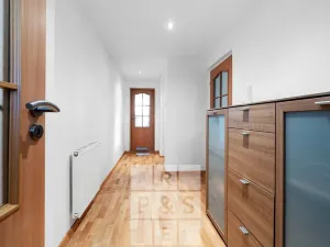 Prodej vícegeneračního domu, Praha - Štěrboholy, Pod areálem, 333 m2