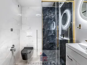 Prodej bytu 4+kk, Praha - Komořany, Pod lesem, 127 m2