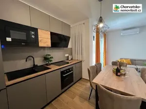 Prodej rodinného domu, Novalja, Chorvatsko, 111 m2