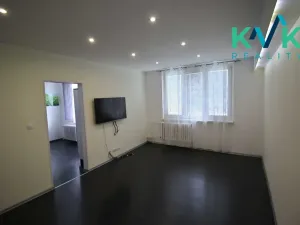 Prodej bytu 3+1, Karlovy Vary, Krušnohorská, 68 m2