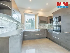 Prodej rodinného domu, Praha - Újezd nad Lesy, Velimská, 250 m2