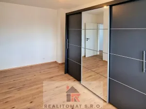 Pronájem rodinného domu, Chrášťany, 108 m2