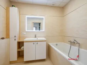 Prodej bytu 3+1, Hradec Králové, 84 m2