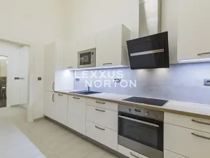 Pronájem bytu 3+1, Praha - Nové Město, Na Poříčí, 92 m2