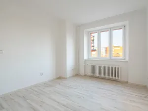 Pronájem bytu 2+1, Hradec Králové - Pražské Předměstí, Břetislavova, 63 m2