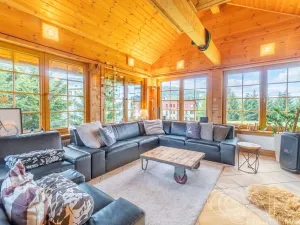 Prodej rodinného domu, Loučná pod Klínovcem, 195 m2