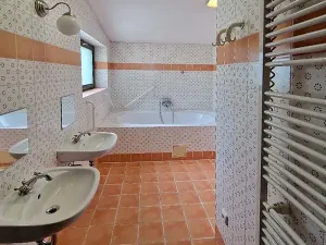 Pronájem rodinného domu, Praha - Břevnov, Na zástřelu, 297 m2