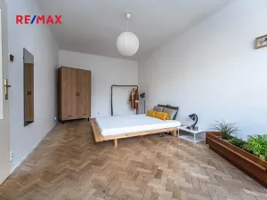 Pronájem bytu 2+kk, Praha - Vinohrady, Šrobárova, 49 m2