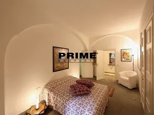 Pronájem bytu 2+kk, Praha - Malá Strana, Vlašská, 92 m2