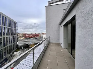Pronájem bytu 1+kk, Praha - Smíchov, Plzeňská, 41 m2