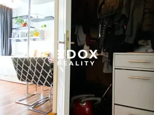 Prodej bytu 2+kk, Praha - Smíchov, U Santošky, 39 m2