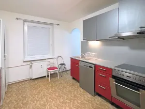 Prodej bytu 3+1, Praha - Stodůlky, Borovanského, 82 m2