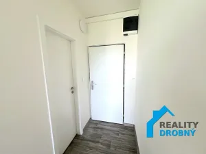 Pronájem bytu 1+1, Děčín, Přímá, 32 m2