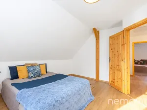 Prodej rodinného domu, Holenice, 159 m2