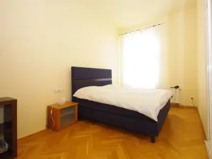 Pronájem bytu 3+1, Praha - Vinohrady, Polská, 100 m2