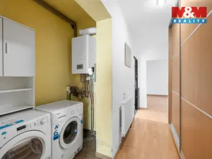 Prodej bytu 2+1, Kralupy nad Vltavou - Lobeček, 52 m2