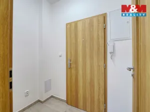 Pronájem bytu 1+1, Plzeň - Jižní Předměstí, Husova, 34 m2