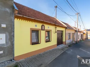 Prodej rodinného domu, Kunovice, Svahová, 66 m2