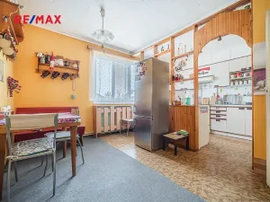 Prodej rodinného domu, Praha - Dolní Počernice, Listopadová, 302 m2