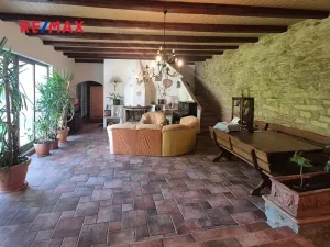 Prodej rodinného domu, Janůvky, 457 m2