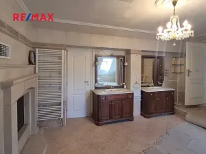 Prodej rodinného domu, Janůvky, 457 m2