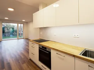 Pronájem bytu 2+kk, Dolní Břežany, 5. Května, 70 m2