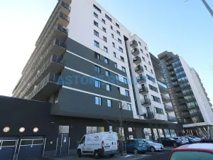 Pronájem bytu 2+kk, Praha - Strašnice, Zvěřinova, 121 m2