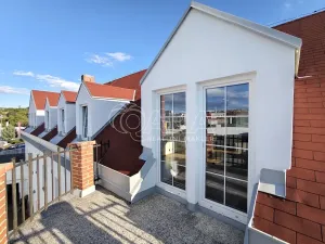 Pronájem kanceláře, Praha - Vršovice, Na louži, 101 m2