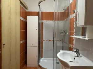 Prodej bytu 2+1, Kocbeře, 56 m2