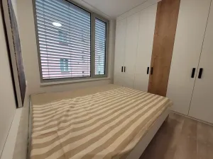 Pronájem bytu 2+kk, Praha - Smíchov, Plzeňská, 32 m2