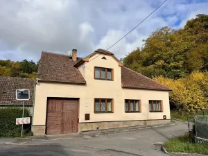 Prodej rodinného domu, Lubě, 200 m2