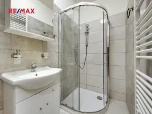 Pronájem bytu 2+kk, Praha - Vršovice, 28. pluku, 42 m2