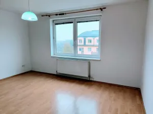 Pronájem bytu 2+1, Třebíč, Na Kopcích, 60 m2