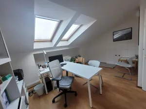 Pronájem kanceláře, Brno, Josefská, 100 m2