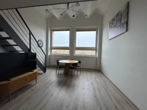 Pronájem bytu 2+kk, Praha - Vršovice, Kubánské náměstí, 55 m2