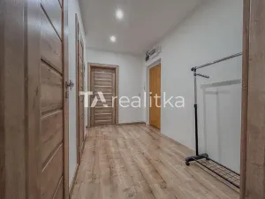 Pronájem bytu 2+1, Orlová, Kpt. Jaroše, 53 m2